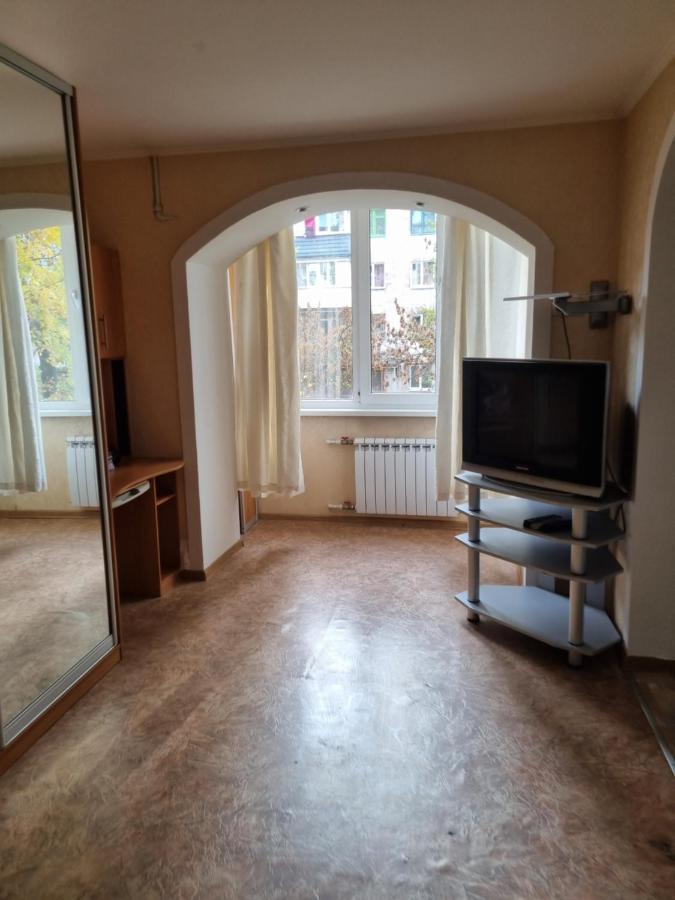 Appartement 1Комнатная Квартира С Ноткой Прованса à Krementchouk Extérieur photo